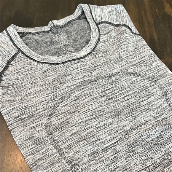 Lululemon Swiftly Tech - Picture 9 of 13